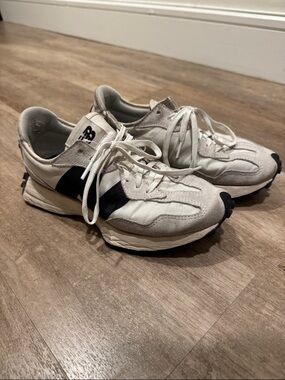New Balance® 327 women's sneakers